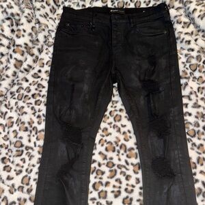 Black Skinny Jeans with Classic Style